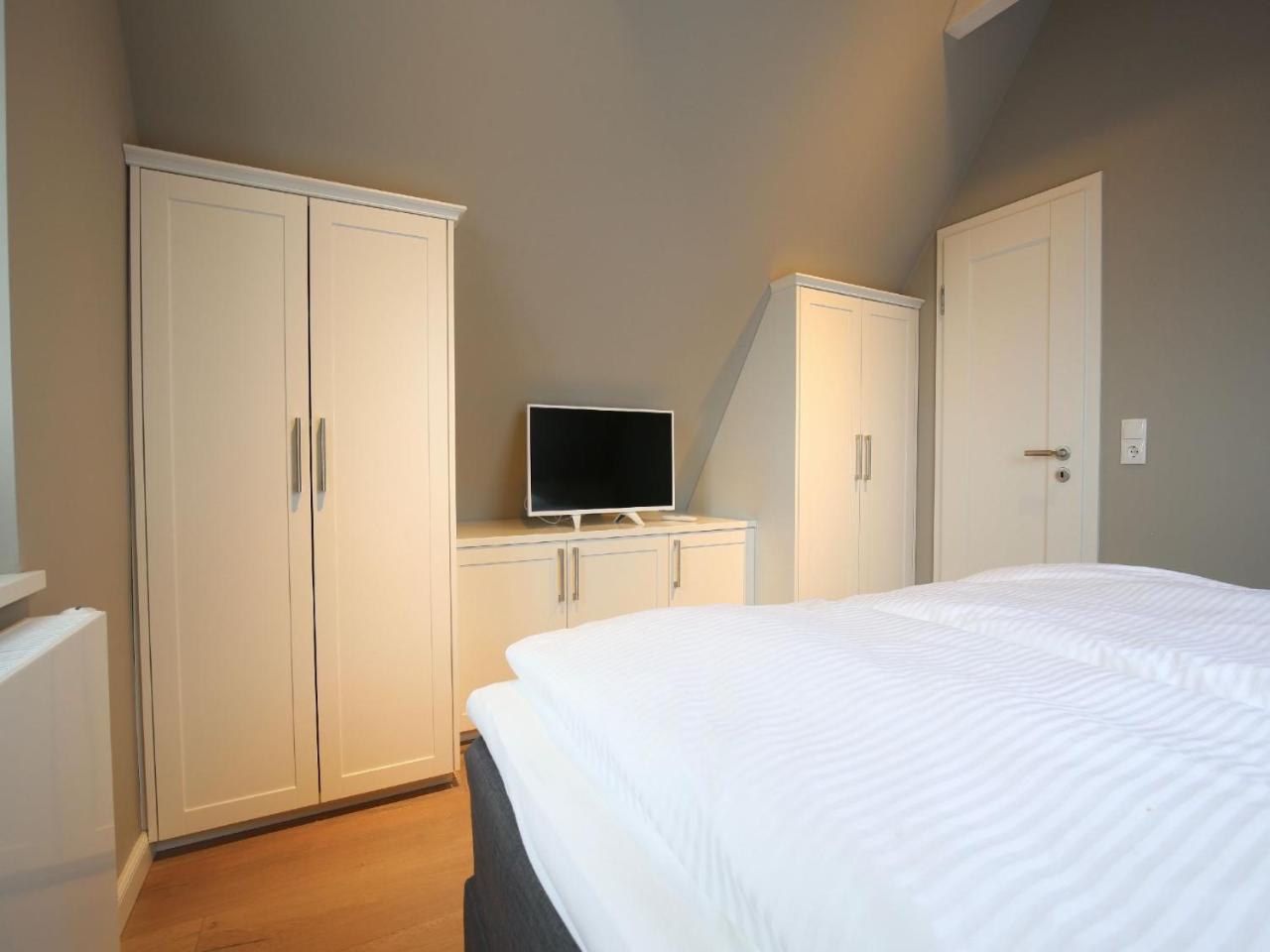 Charlotte 48 - Wunderschoene Ferienwohnung Mit Balkon Und Sauna Wangerooge Exterior foto